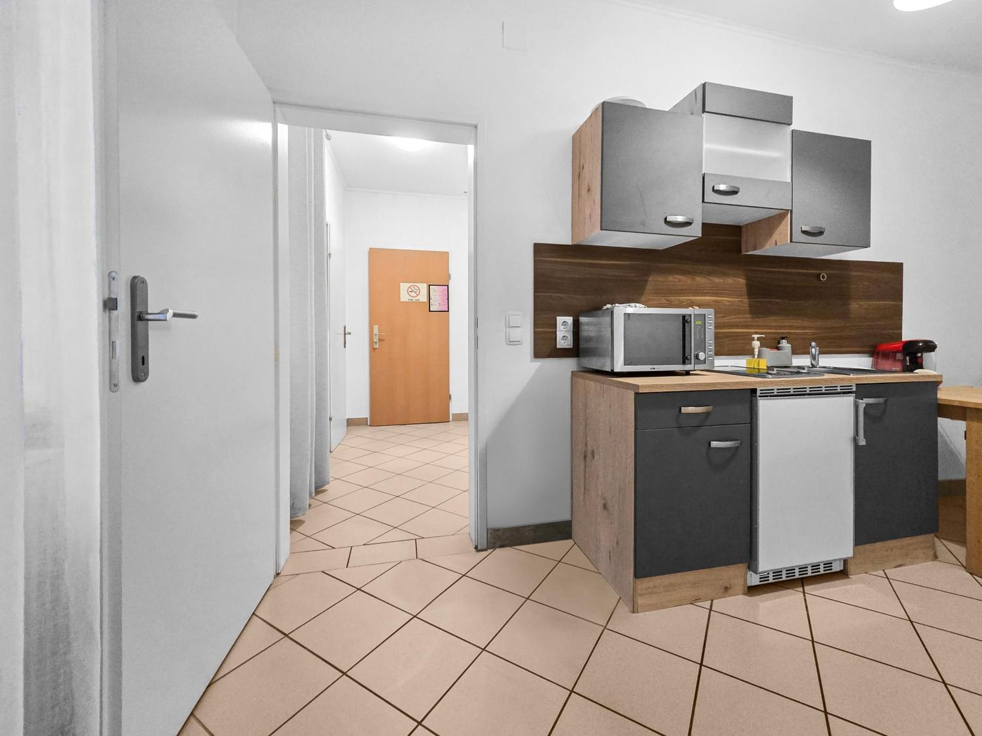 Spacious Three-Bedroom, Three King-Size Beds Wien Exterior foto